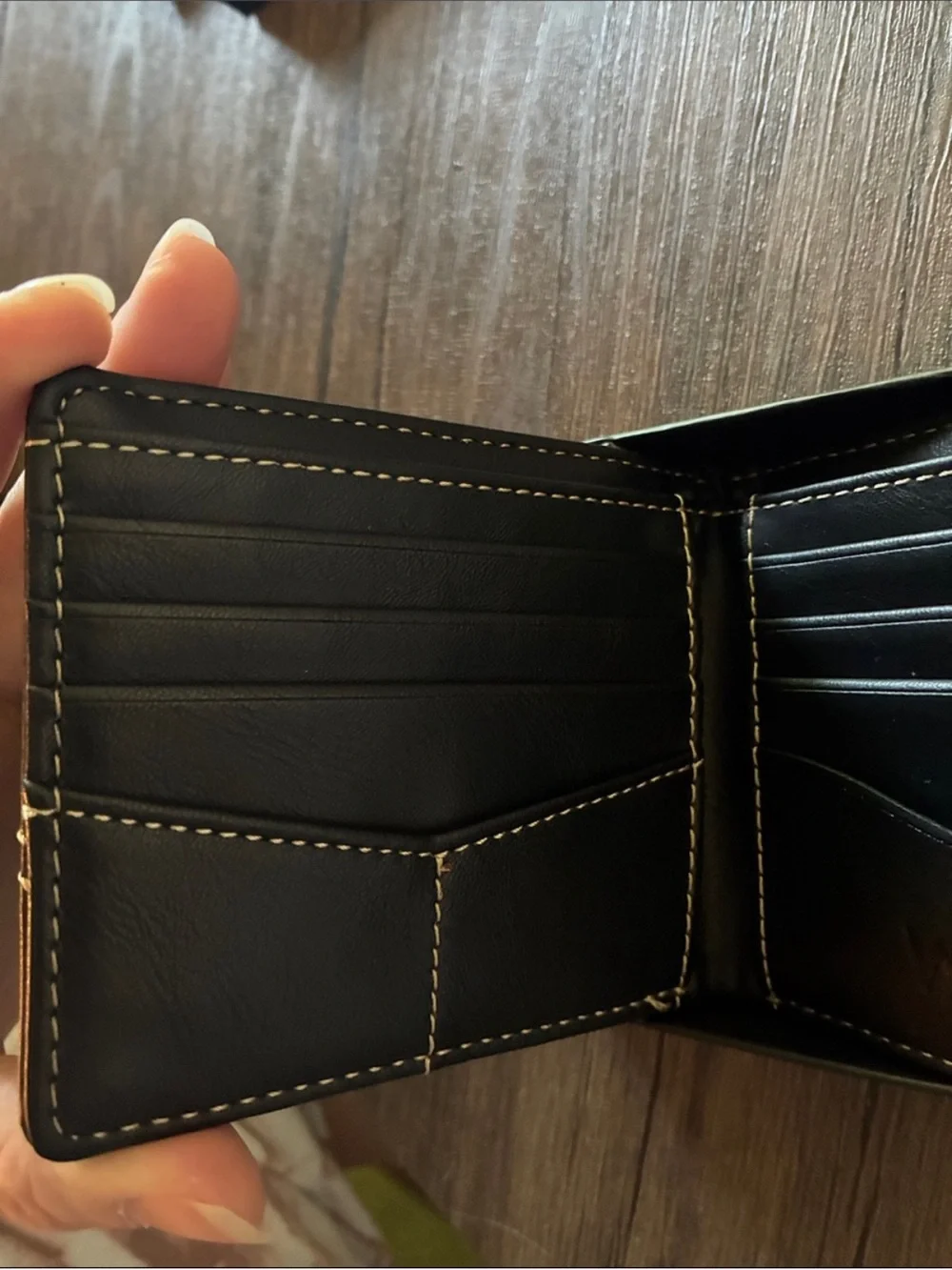 Wrangler Black Leather Card & Key Holder with Cream Contrast Stitch